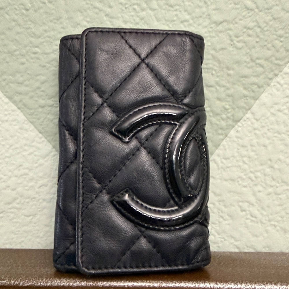 CHANEL Key Holder - Picture 2 of 11